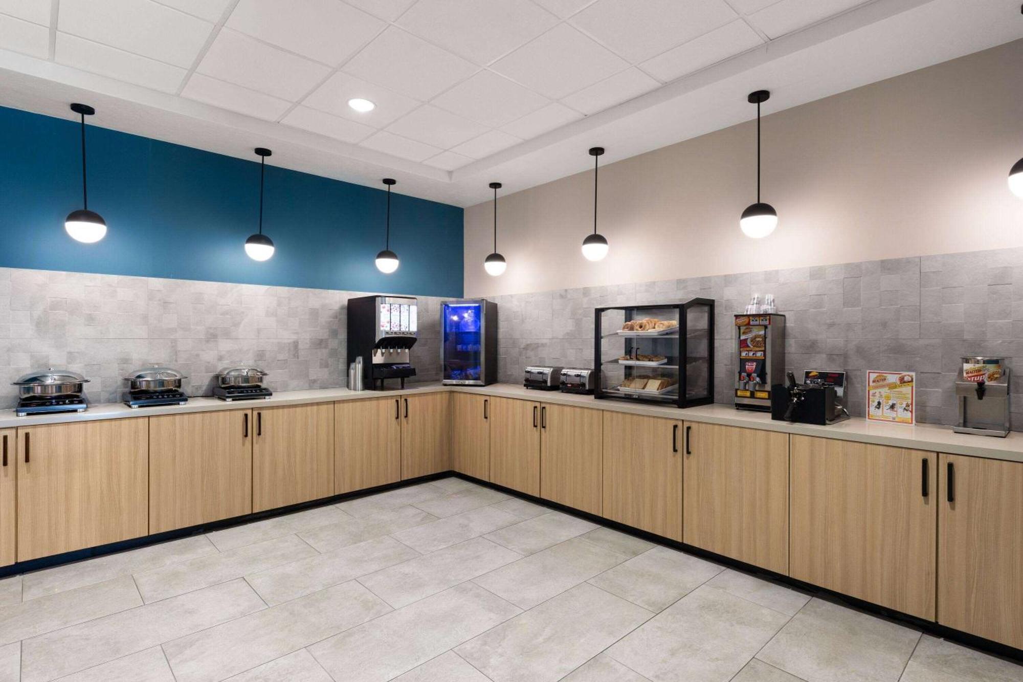Hotel Wingate By Wyndham Kingman Esterno foto